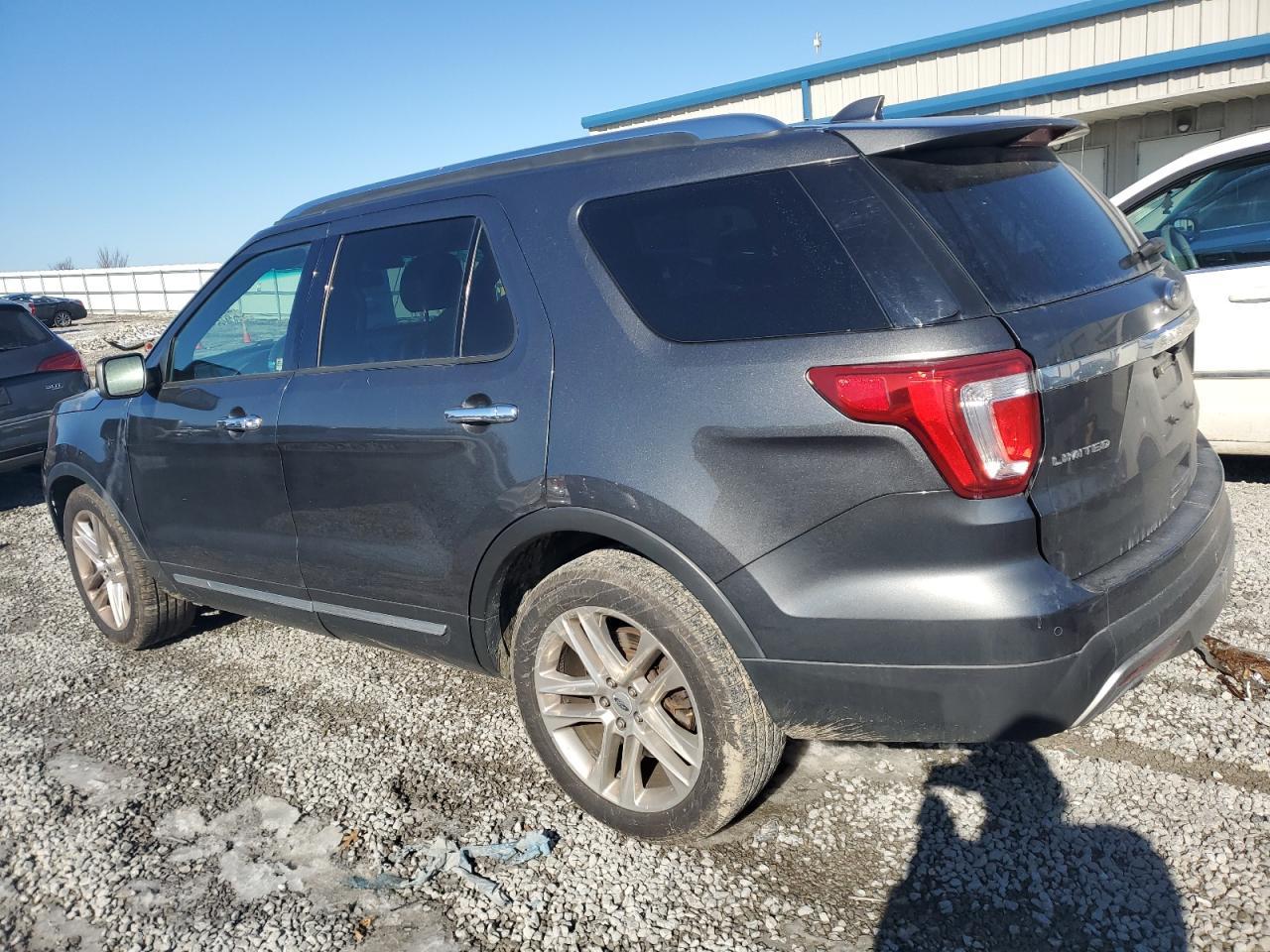 2016 Ford Explorer Limited - Фото 2