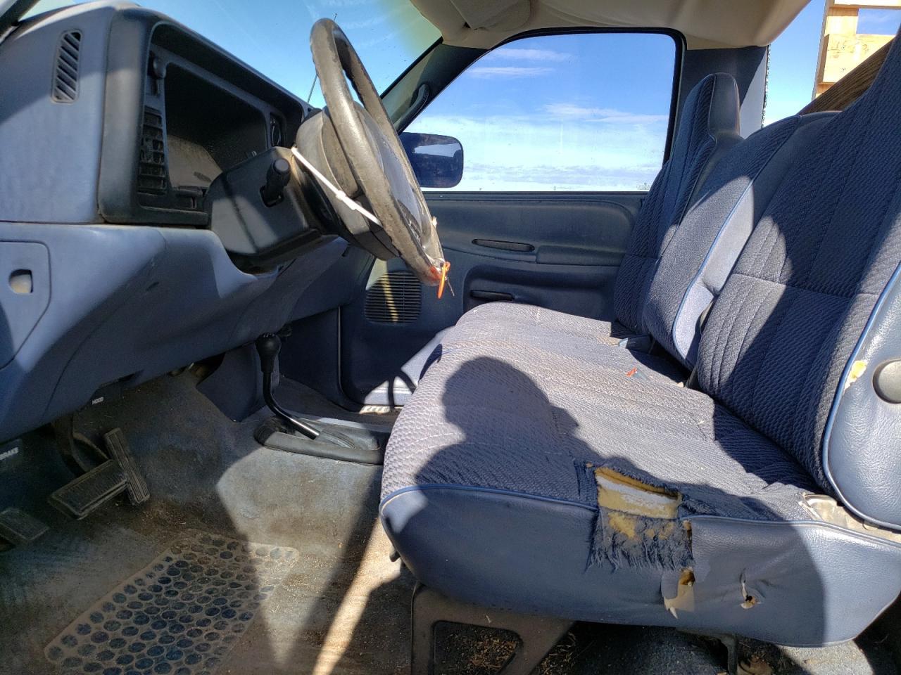 1994 Dodge Ram 1500 - Image 7