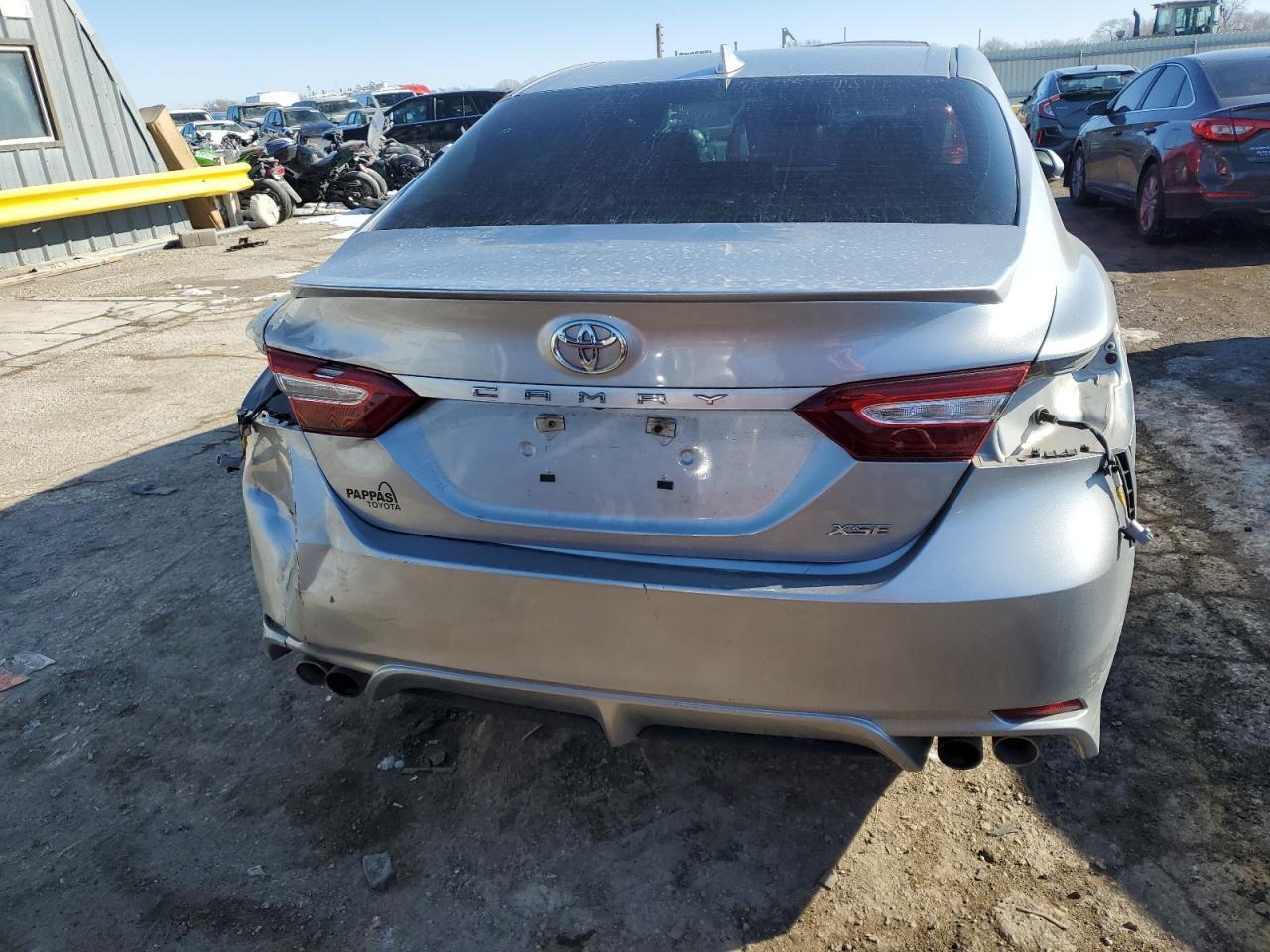 2019 Toyota Camry Xse - Фото 6