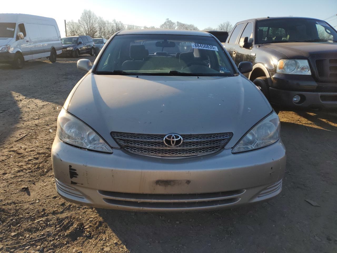 2002 Toyota Camry Le - Фото 5