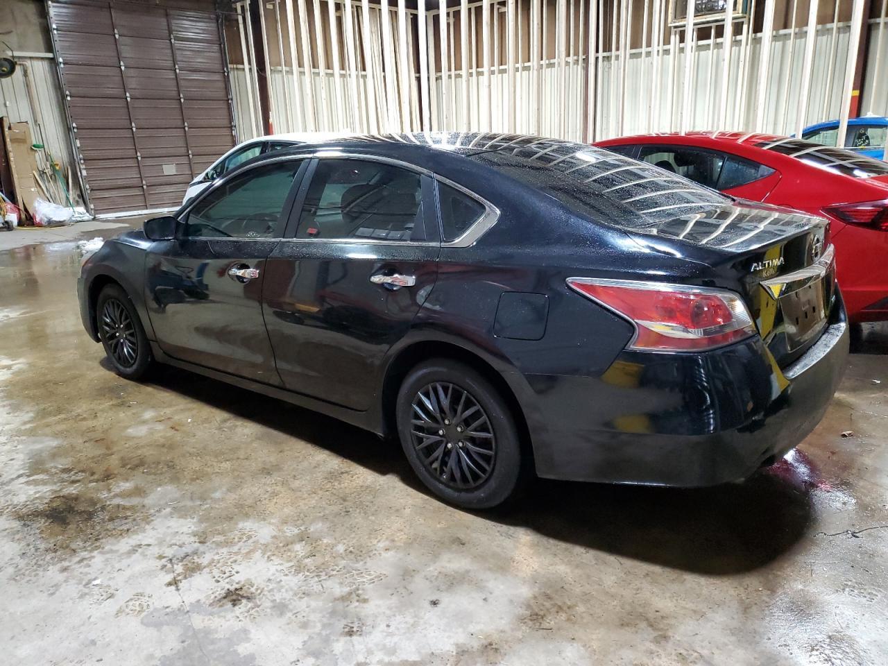 2015 Nissan Altima 2.5 - Фото 2