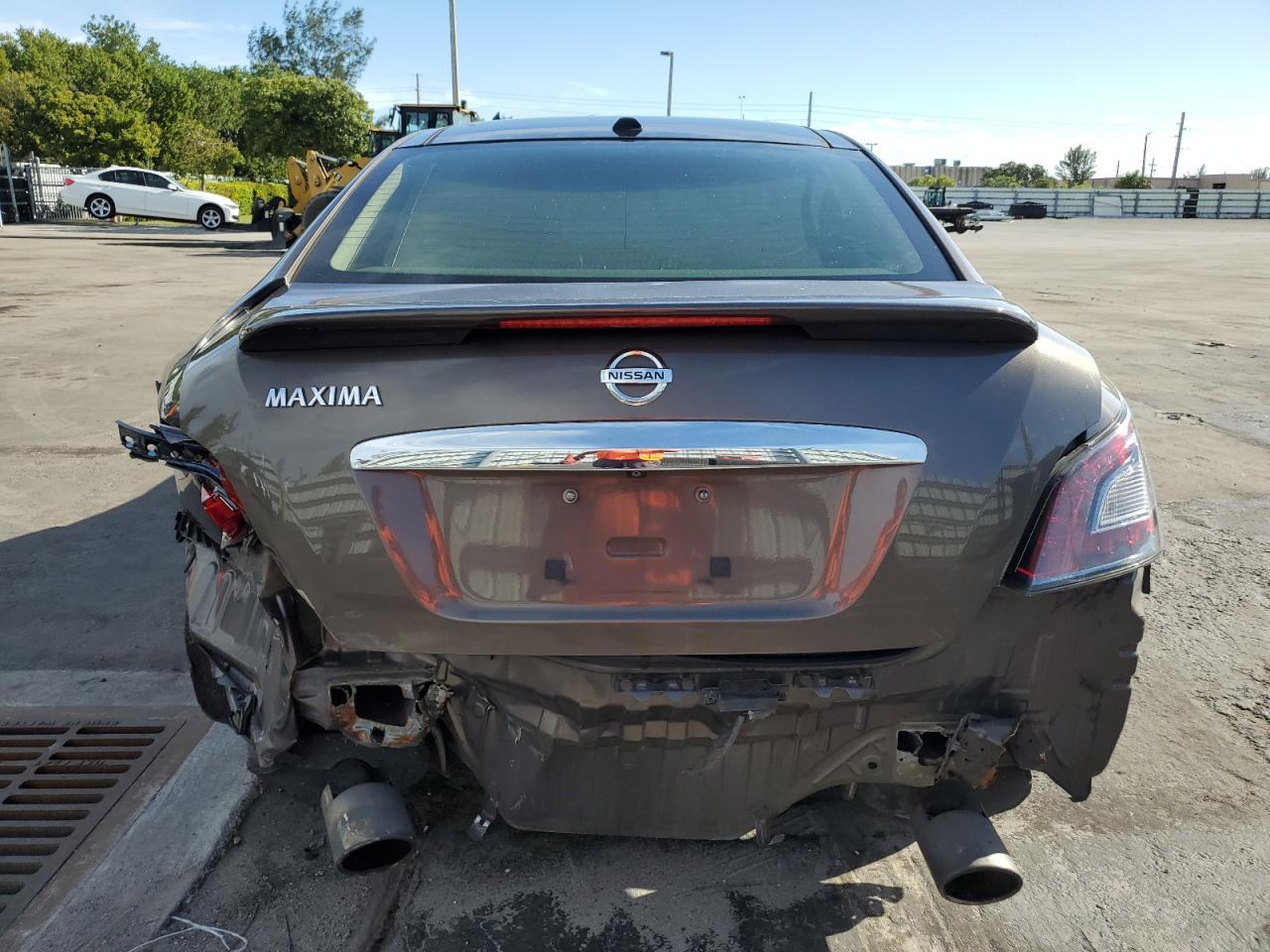 2014 Nissan Maxima S - Image 6