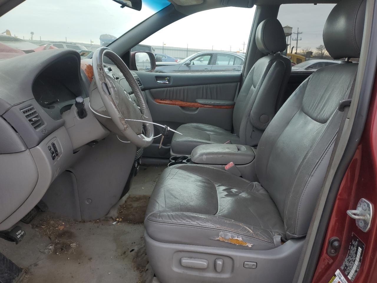 2007 Toyota Sienna - Фото 7