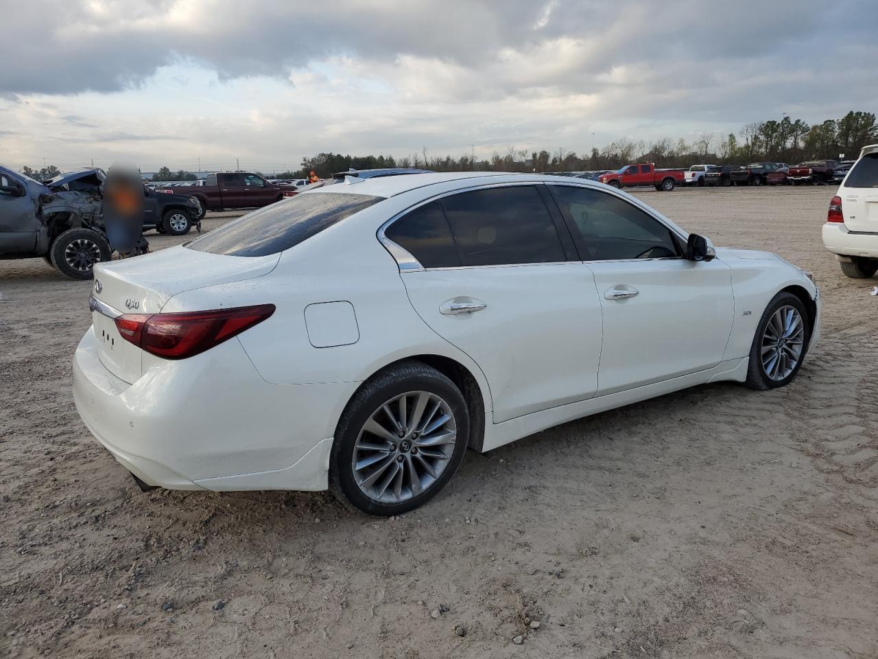 2018 Infiniti Q50 Luxe - Фото 5