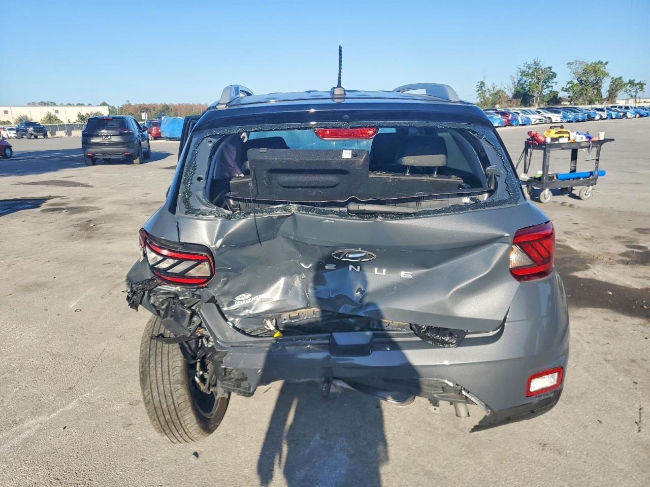 2024 Hyundai Venue Sel - Фото 6
