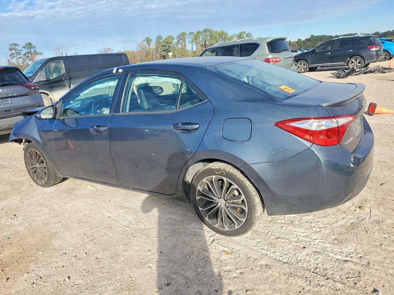 2016 Toyota Corolla L - Фото 2