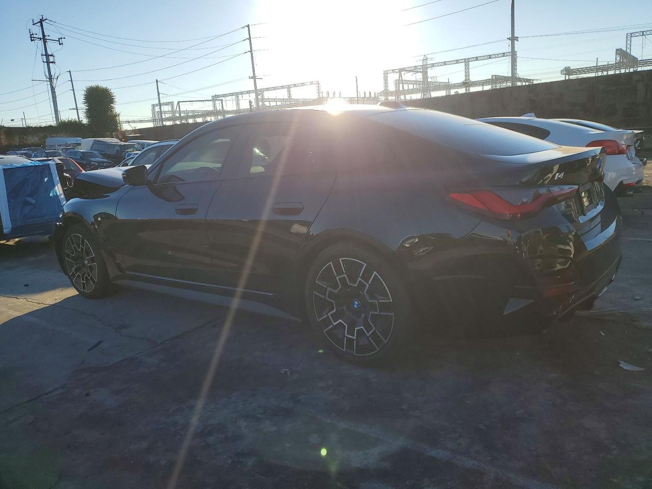 2025 BMW I4 Edrive 40 - Фото 2