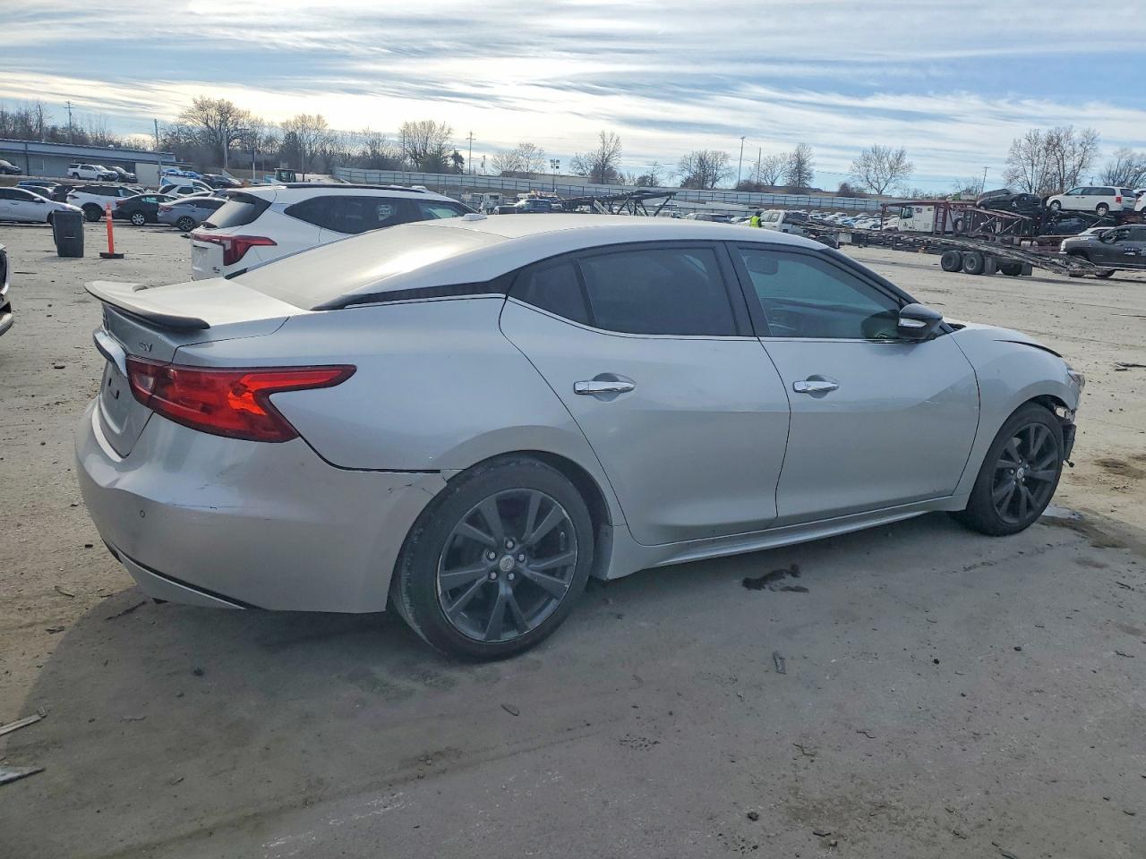 2017 Nissan Maxima 3.5S - Фото 3