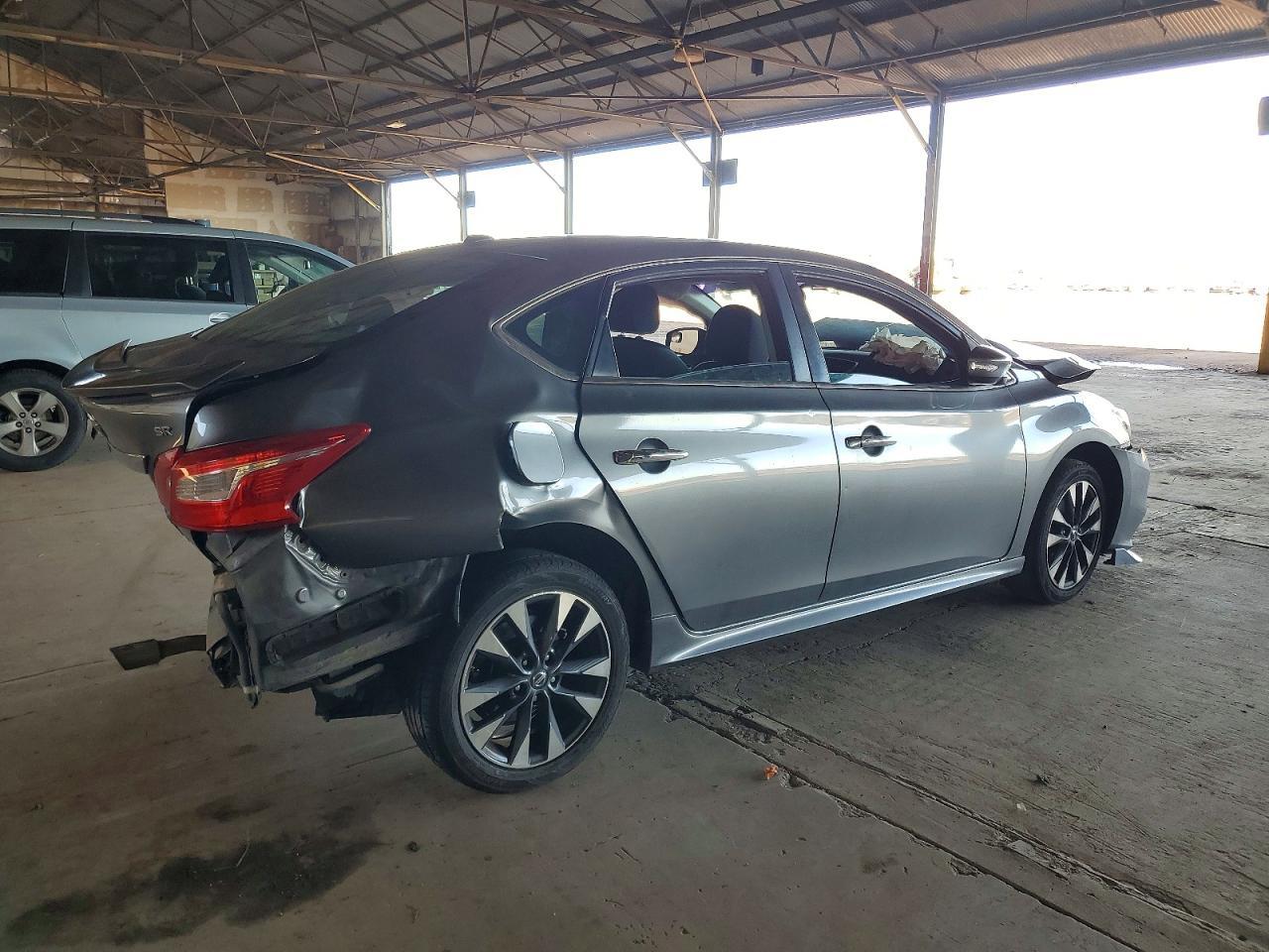 2016 Nissan Sentra Sr - Image 3