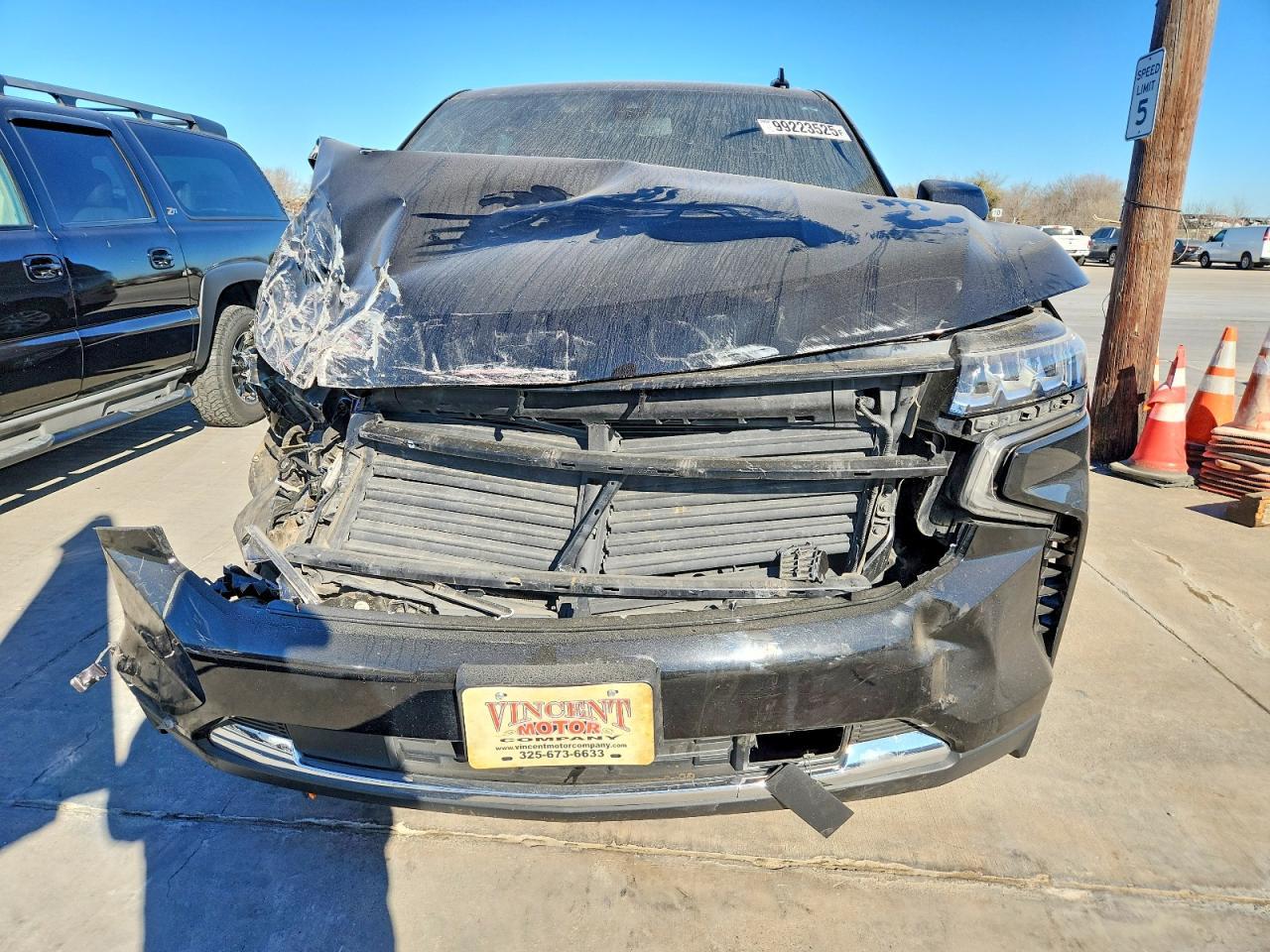 2021 Chev Suburban C1500 Lt - Image 5