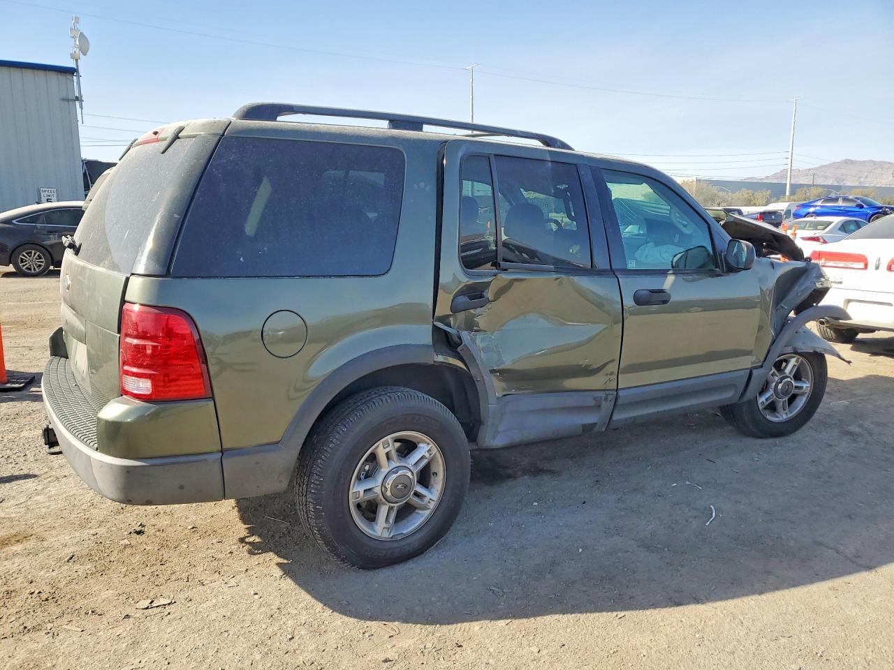2003 Ford Explorer Xlt - Image 3