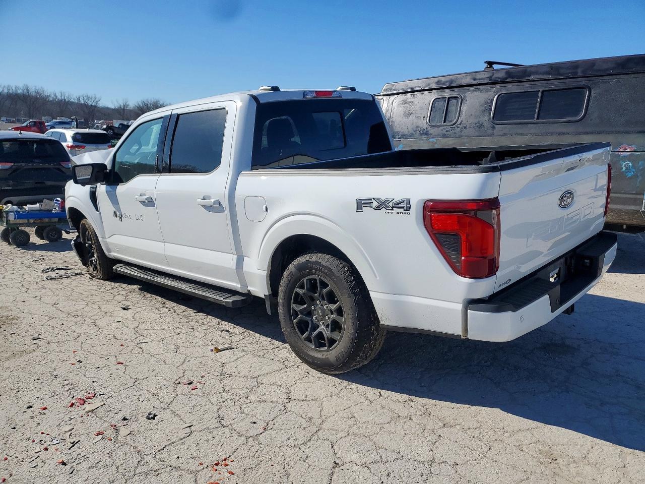 2024 Ford F150 Xlt - Фото 2