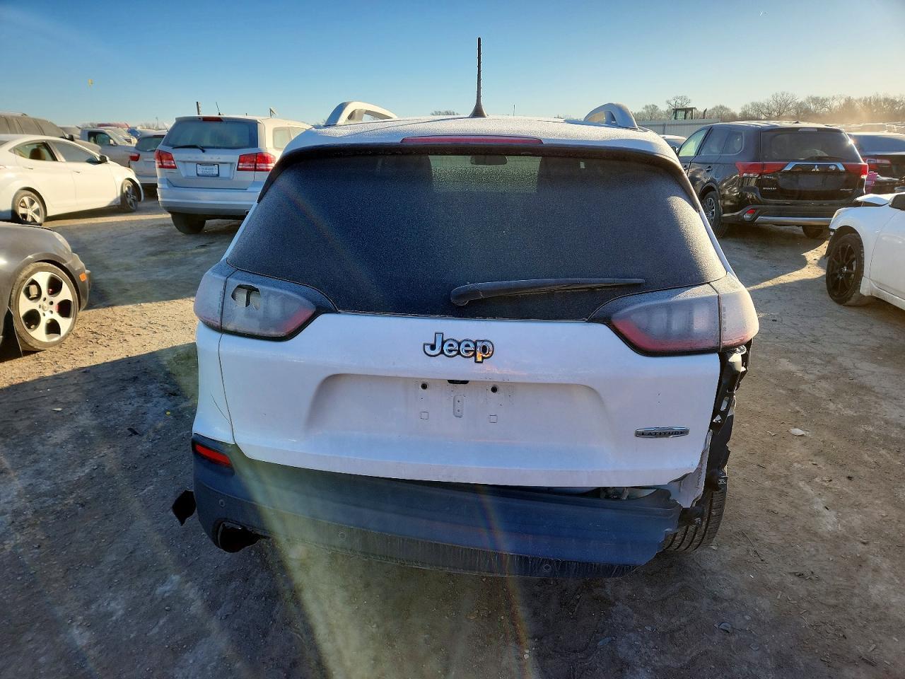 2019 Jeep Cherokee Latitude Plus - Фото 6