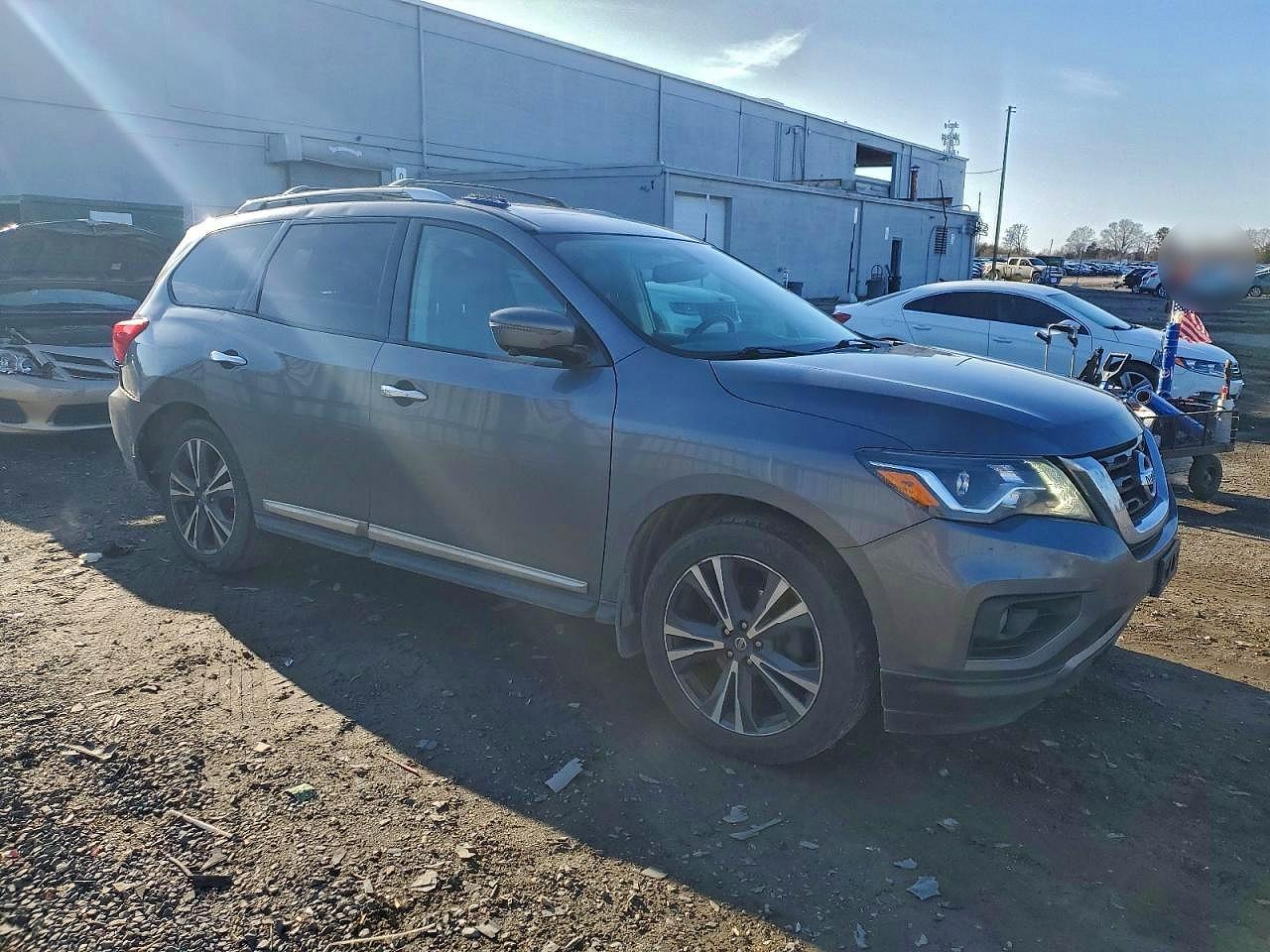 2017 Nissan Pathfinder S - Фото 4