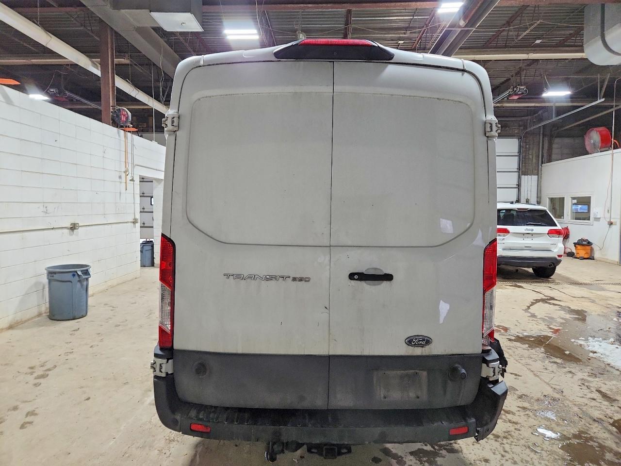 2020 Ford Transit T-250 Utility / Service Van - Фото 6