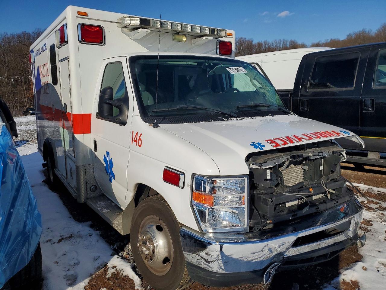 2019 Ford E350 Ambulance - Фото 4