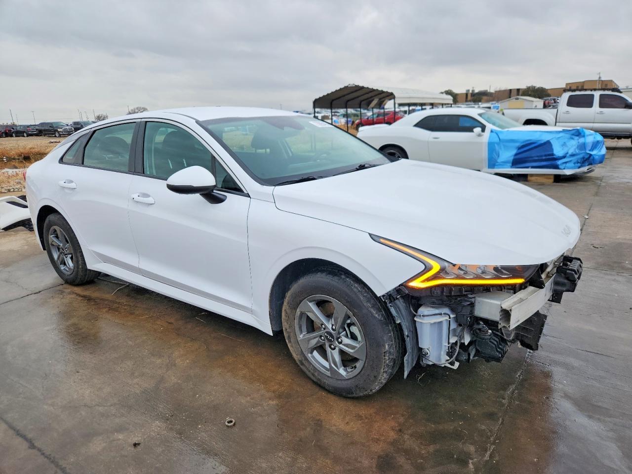 2023 Kia K5 Lxs - Фото 4