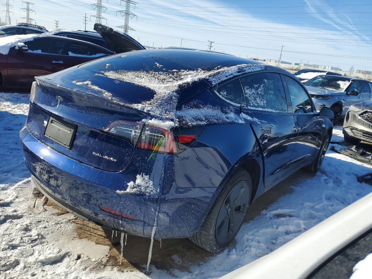 2022 Tesla Model 3 - Image 3