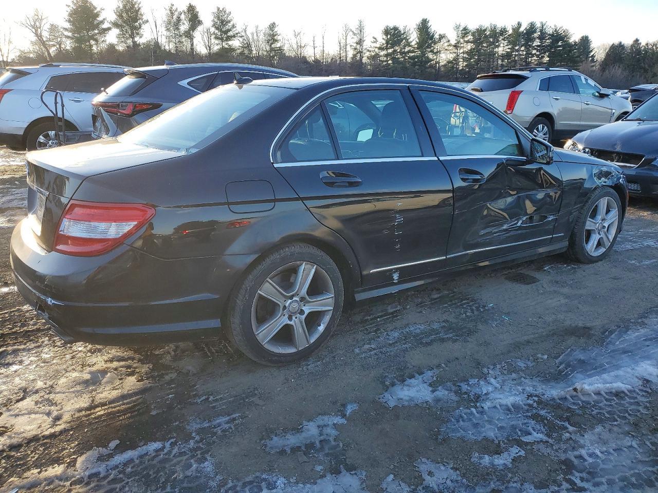 2010 Mercedes-Benz C 300 - Image 3