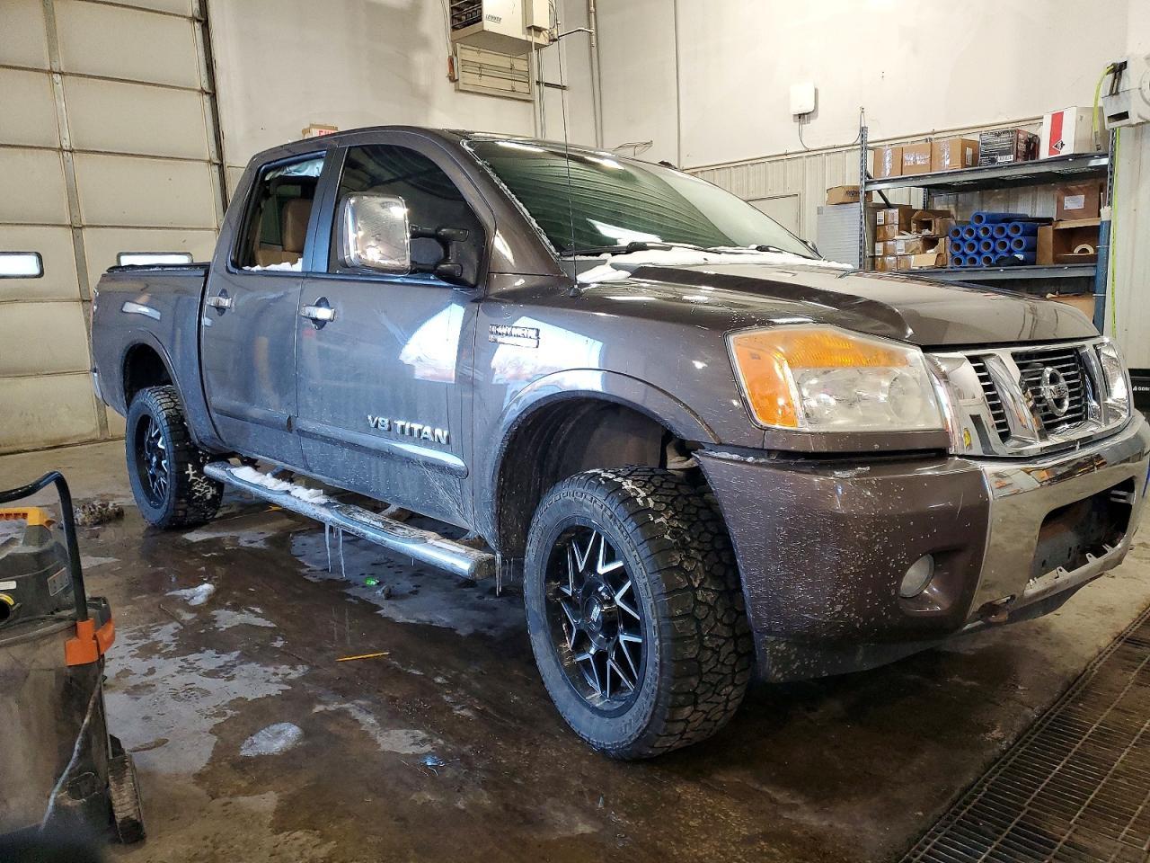 2014 Nissan Titan S - Image 4