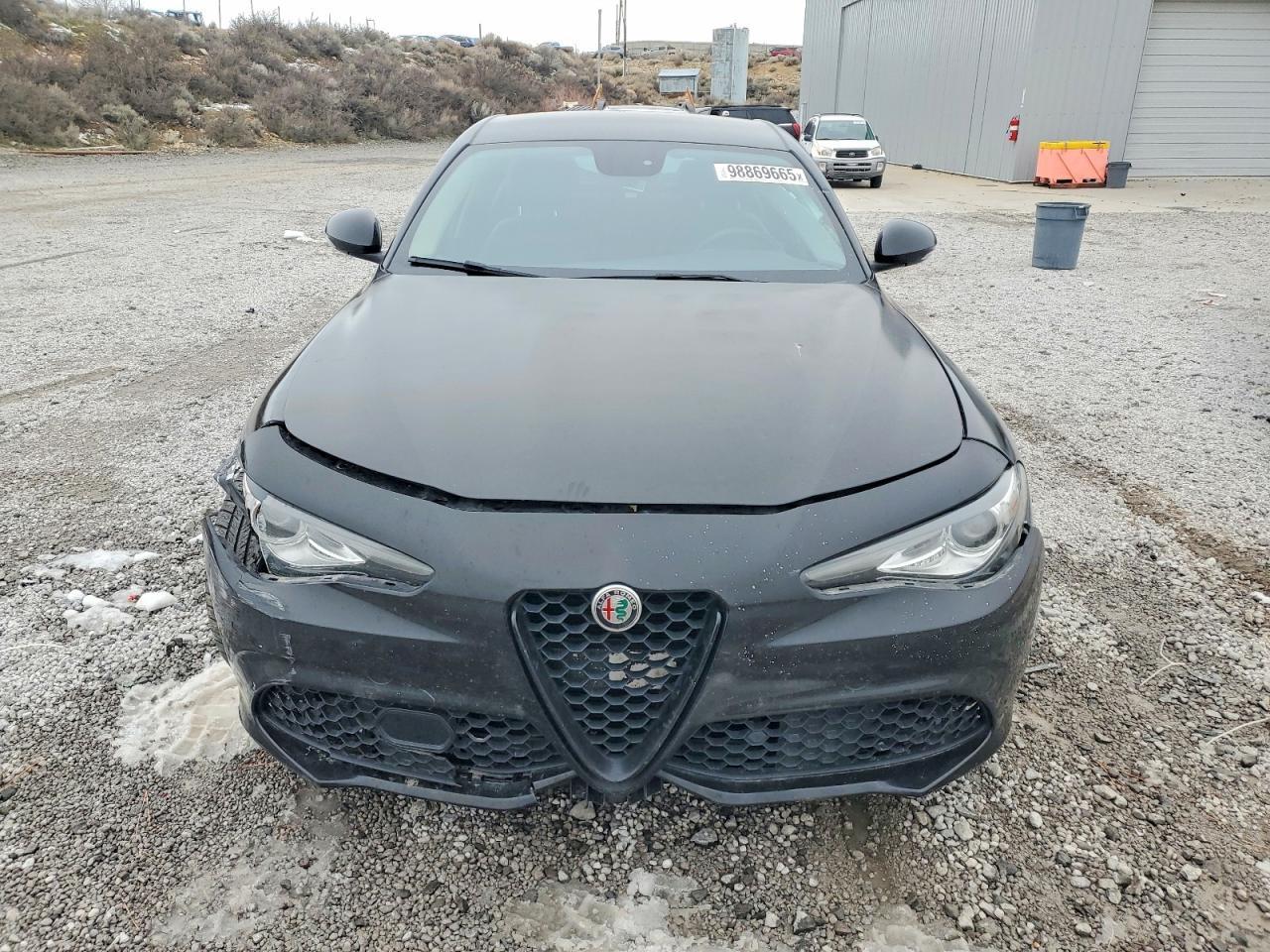 2017 Alfa Romeo Giulia Ti Q4 - Image 5