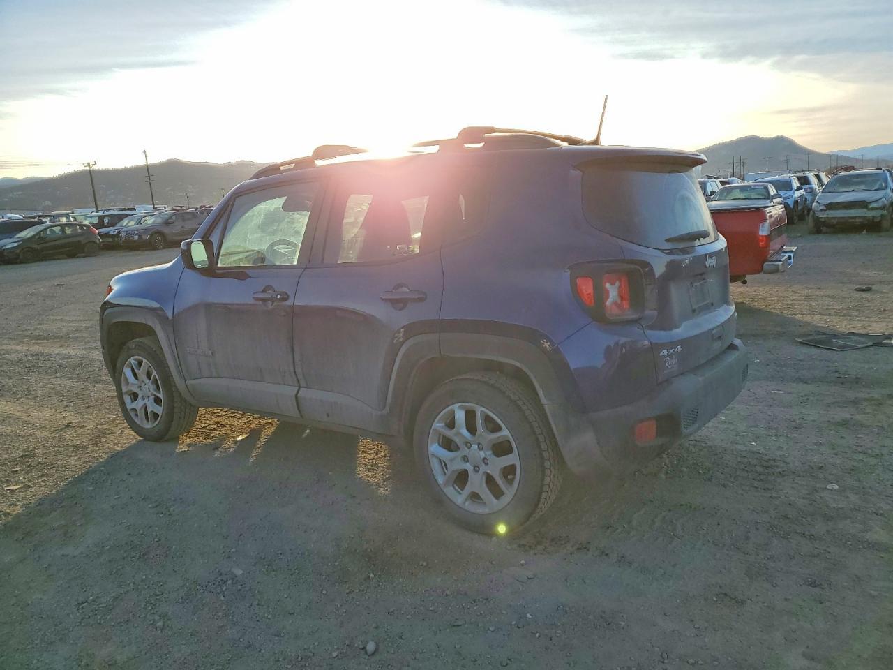 2018 Jeep Renegade Latitude - Фото 2