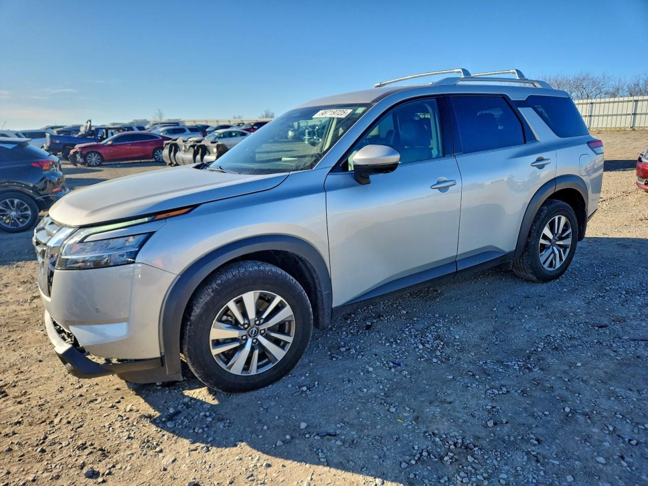 2023 Nissan Pathfinder Sl