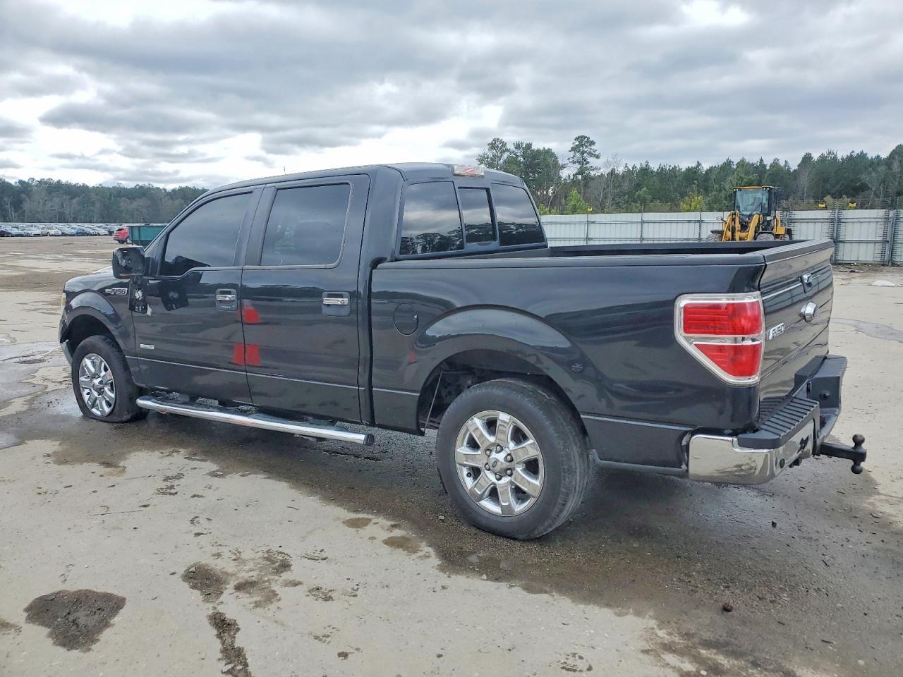 2014 Ford F150 Supercrew - Image 2
