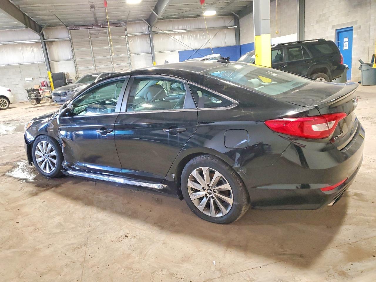 2017 Hyundai Sonata Sport - Image 2
