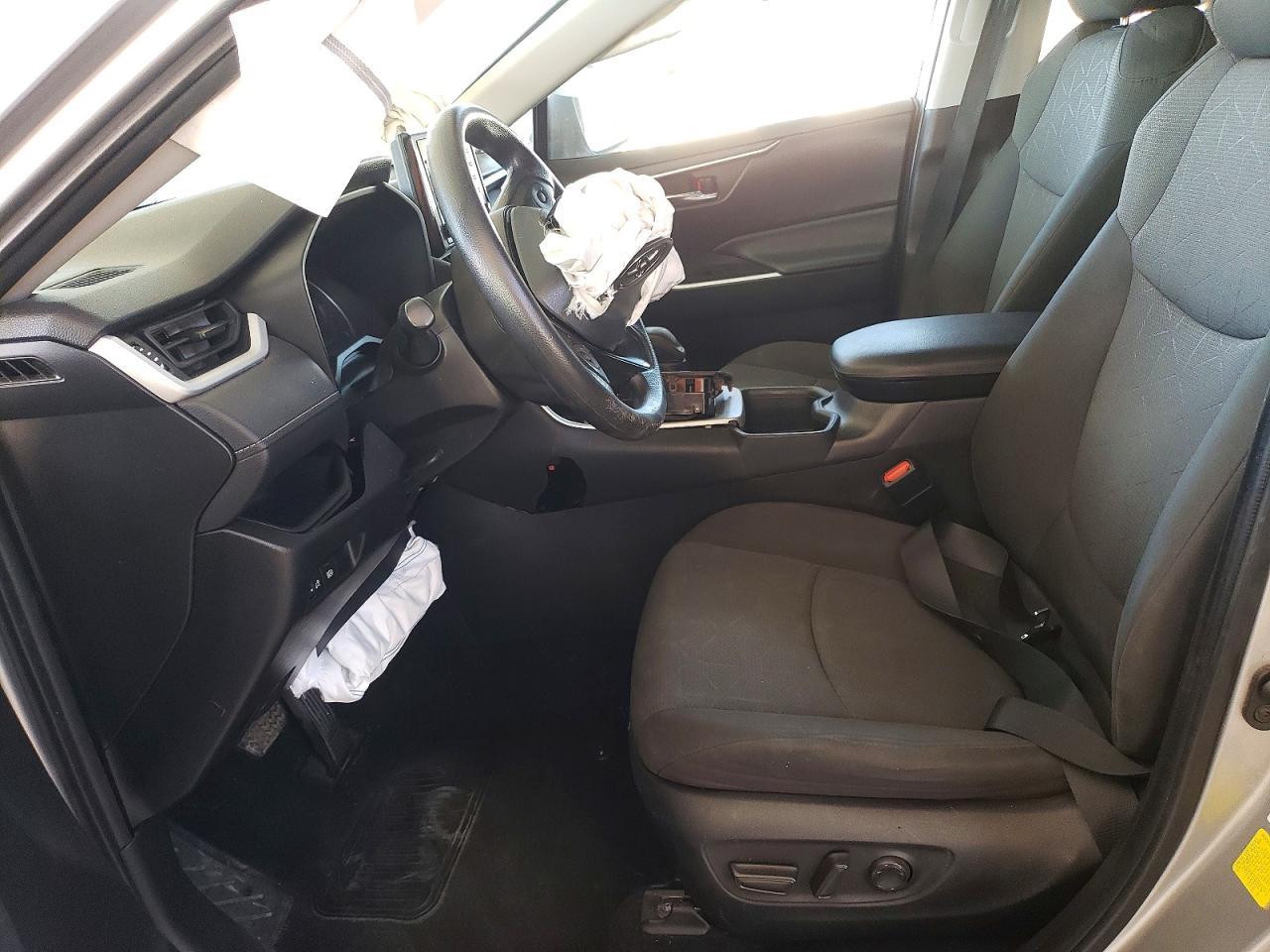 2022 Toyota Rav4 Xle - Image 7