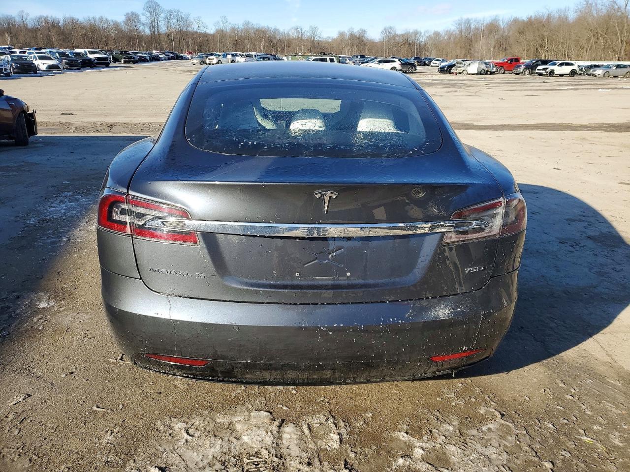 2017 Tesla Model S - Image 6
