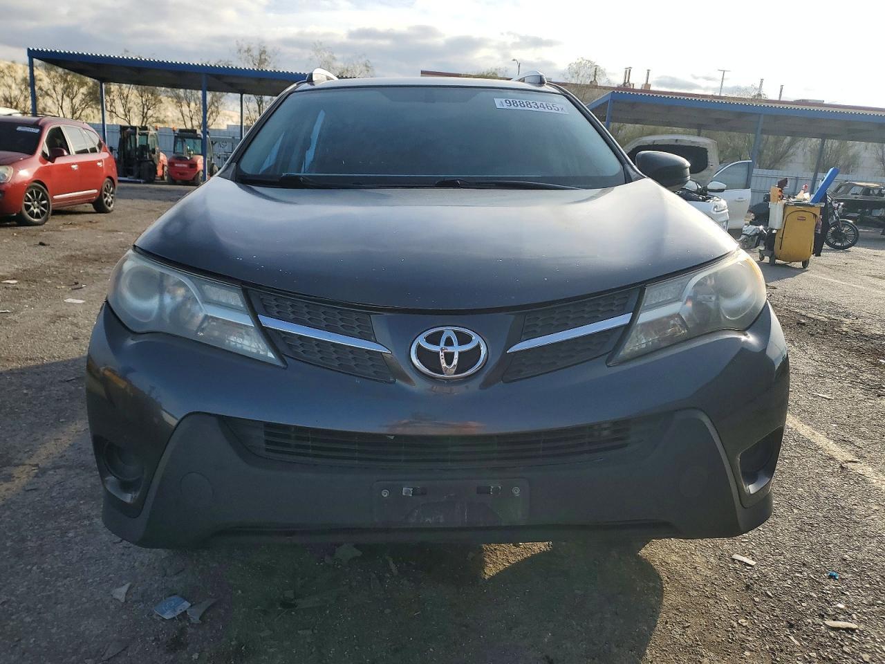 2015 Toyota Rav4 Le - Image 5