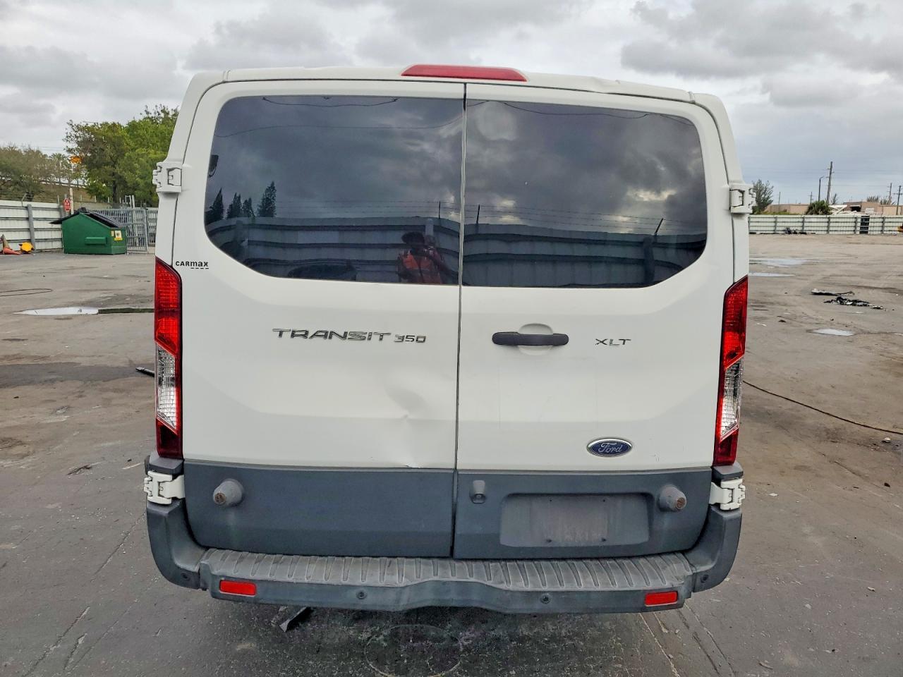 2017 Ford Transit T-350 - Image 6