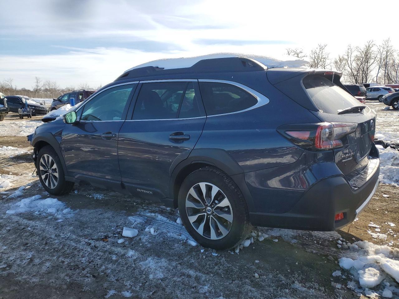 2025 Subaru Outback - Фото 2