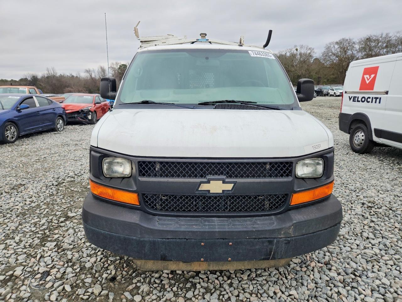 2015 Chevrolet Express G2500 Utility / Service Van - Фото 5