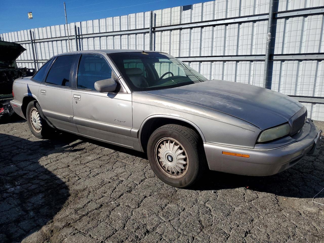 1996 Buick Regal Custom - Фото 4