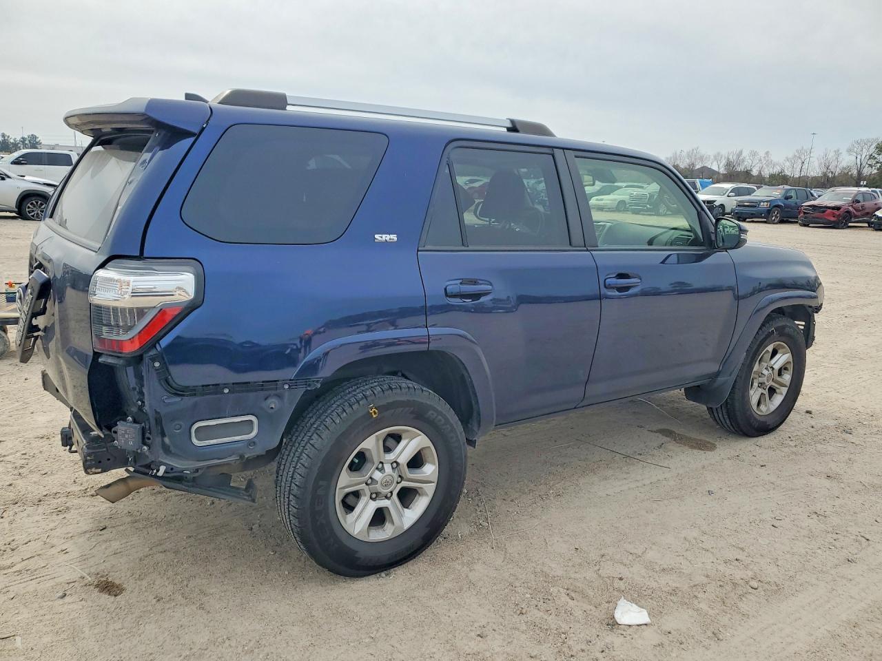 2023 Toyota 4Runner Sr5 - Фото 3