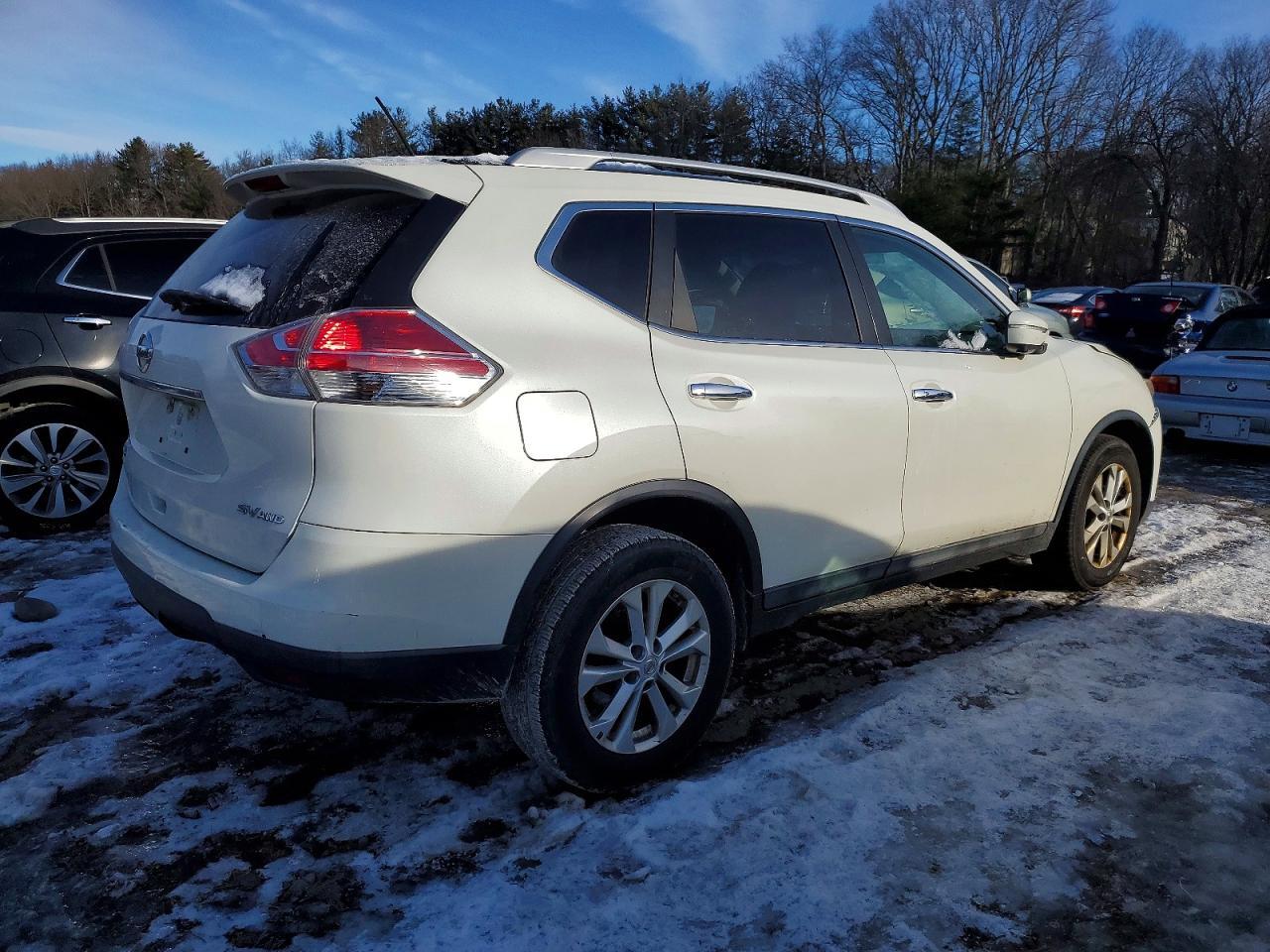 2015 Nissan Rogue S - Фото 3