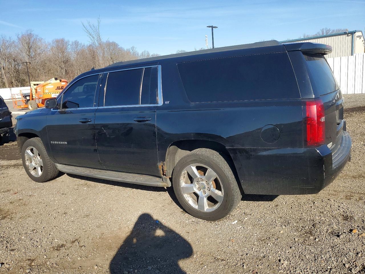2015 Chevrolet Suburban K1500 Lt - Фото 2