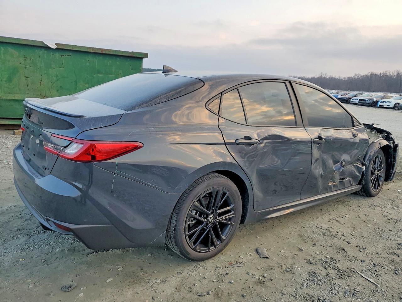 2025 Toyota Camry Xse - Фото 3