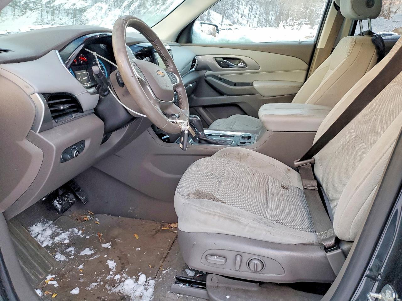 2018 Chevrolet Traverse Lt - Фото 7