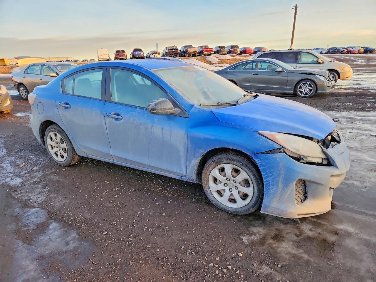 2013 Mazda 3 I - Image 4