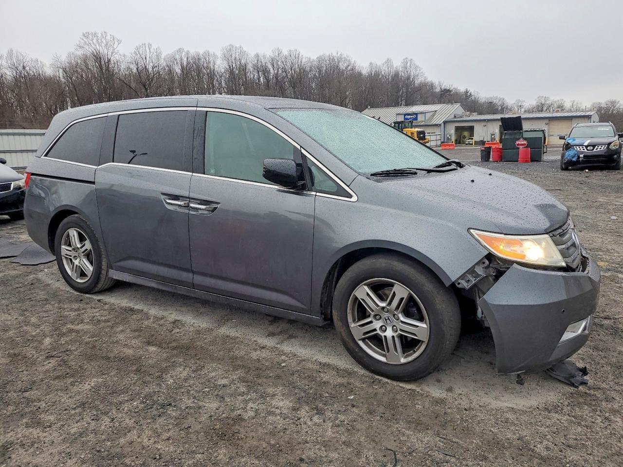 2011 Honda Odyssey Touring - Фото 4