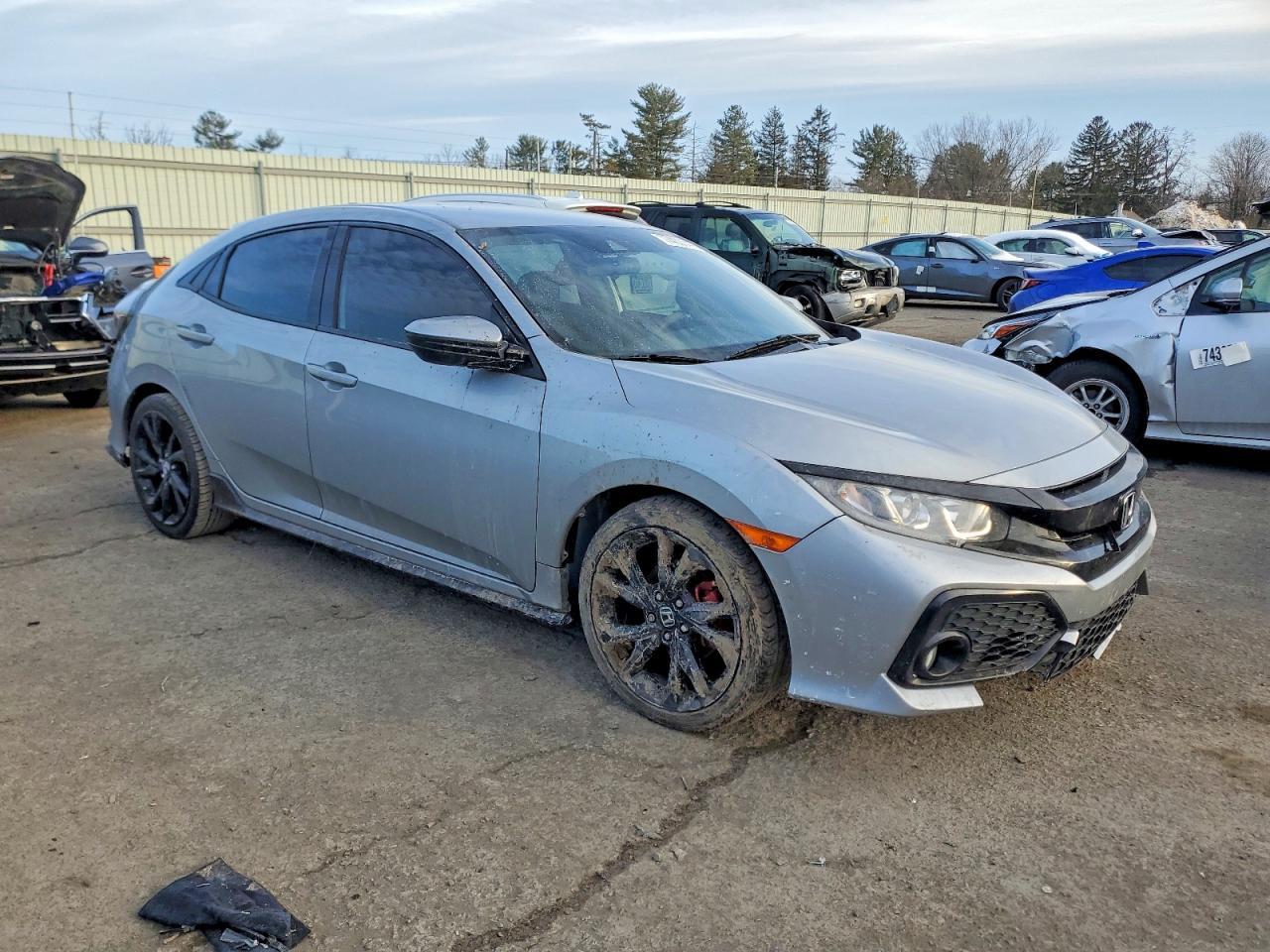 2019 Honda Civic Sport - Image 4