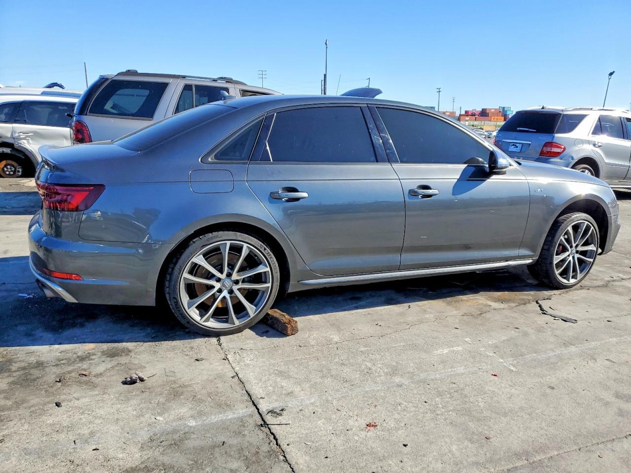 2018 Audi S4 Premium Plus - Фото 3