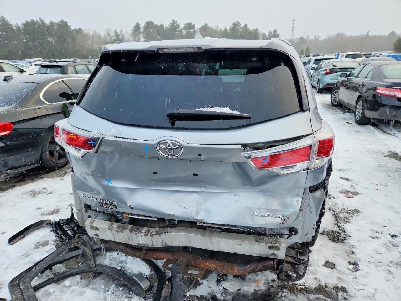 2014 Toyota Highlander Xle - Image 6