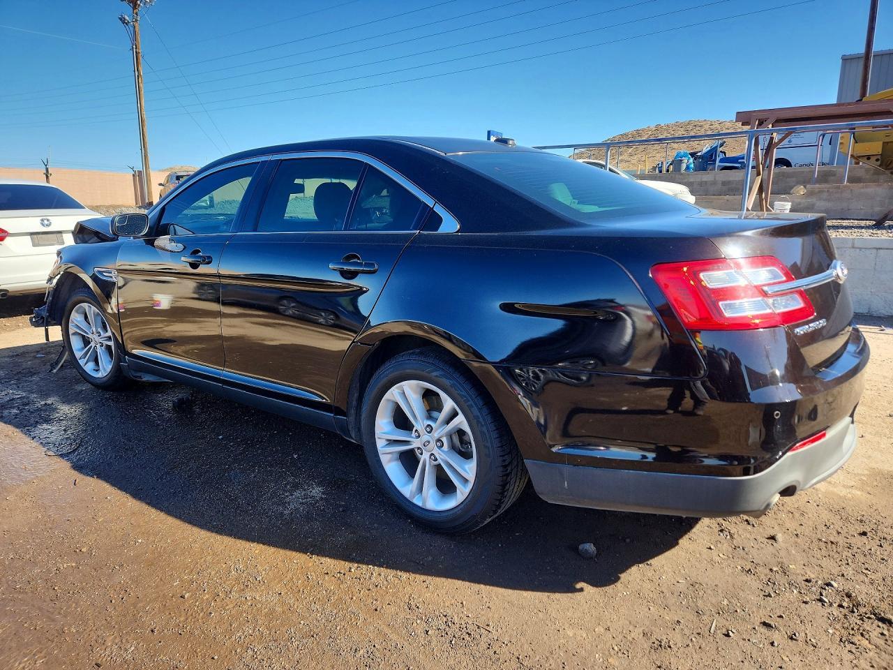 2013 Ford Taurus Sel - Image 2