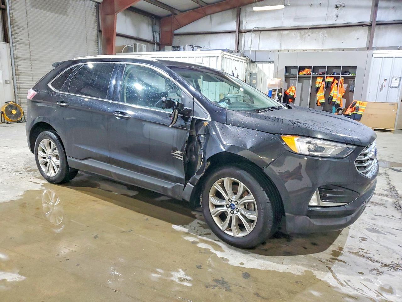 2019 Ford Edge Titanium - Фото 4