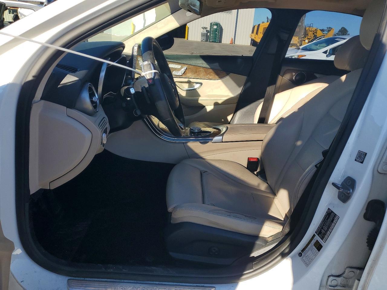 2017 Mercedes-Benz C 300 4Matic - Фото 7