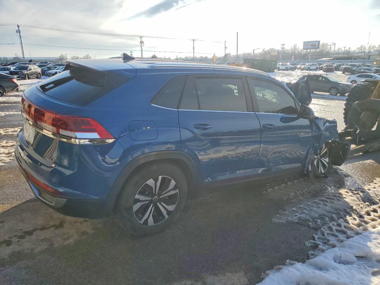 2025 Volkswagen Atlas Cross Sport Se - Фото 3